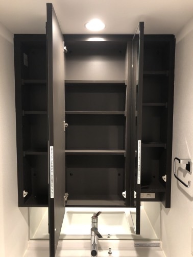 アリュイッテ青井の収納