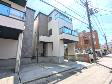 江戸川区平井７丁目の新築戸建の外観