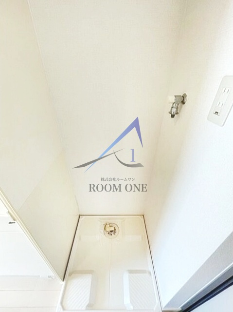 Ｋ－ＦＬＡＴの設備|洗濯機置き場です。