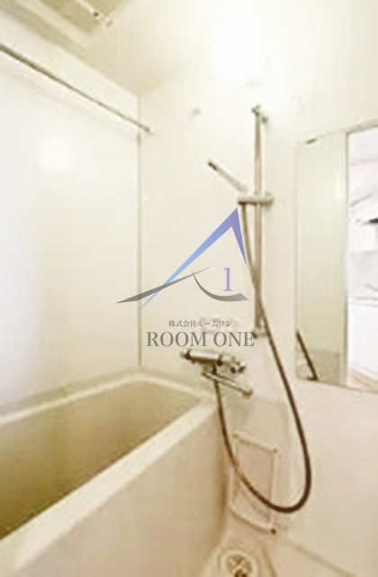 サン・ハーネス四谷の浴室|お風呂です。