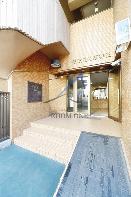 ダイアパレス東神田のエントランス|エントランスです。