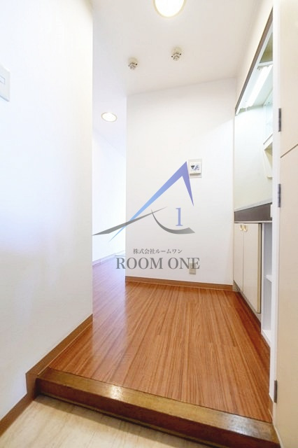 ダイアパレス東神田の玄関|玄関です。