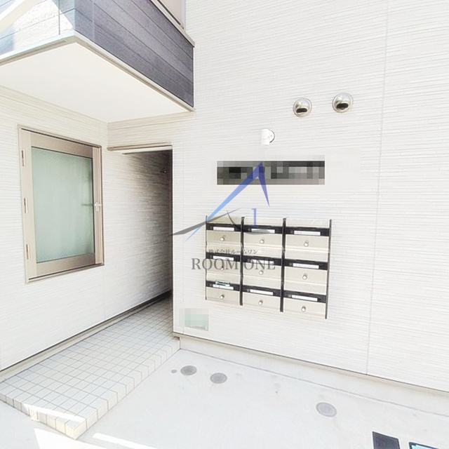 マーレ東あずま駅前のエントランス|エントランスです。