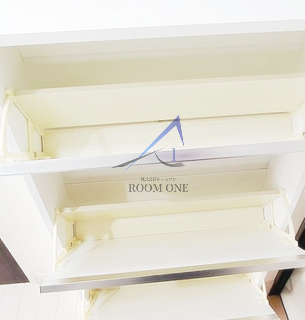 マーレ東あずま駅前の収納|シューズボックスです。