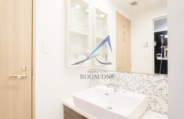 ルーブル都立家政参番館の洗面所|洗面台です。