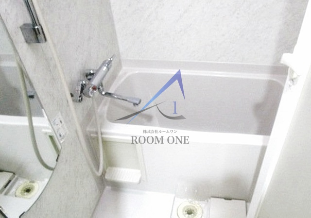 ナビウス西新宿の浴室|お風呂です。