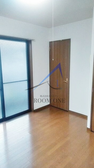 アム－ル　Ｙ’Ｓの居間・リビング|洋室のお部屋です。