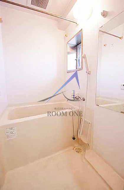 リクレイシア・コルテ川崎元木の浴室|お風呂です。