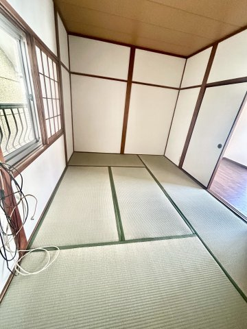 東大阪市若江南町３丁目一戸建の和室