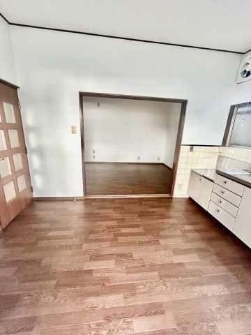 東大阪市若江南町３丁目一戸建の内装