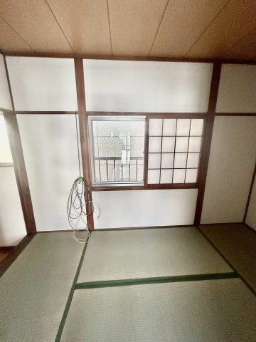 東大阪市若江南町３丁目一戸建のその他|窓