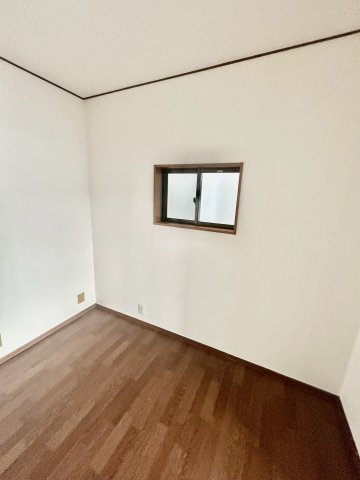 東大阪市若江南町３丁目一戸建のその他|窓