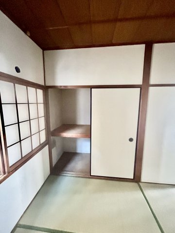 東大阪市若江南町３丁目一戸建の収納