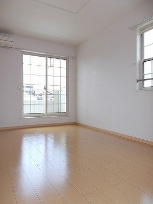 【居間・リビング】 | ＢＯＷ | ゆったりとしたリビングです