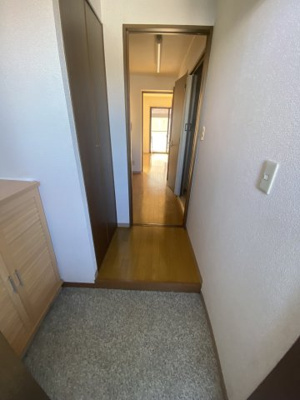 【玄関】 | ＴＮマンションⅠ | ゆったりとした玄関です