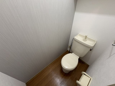 【トイレ】 | ハウスアルベルティＢ | コンパクトで使いやすいトイレです