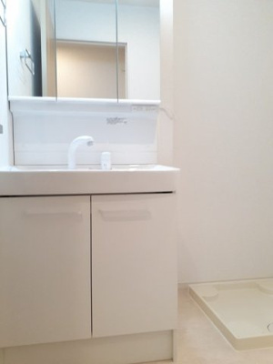 【洗面所】 | マスミヨンＢ | 脱衣スペースもあります