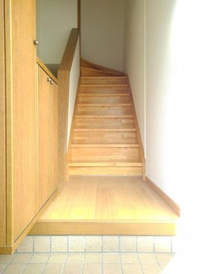 【玄関】 | エレガンローズ | 玄関です