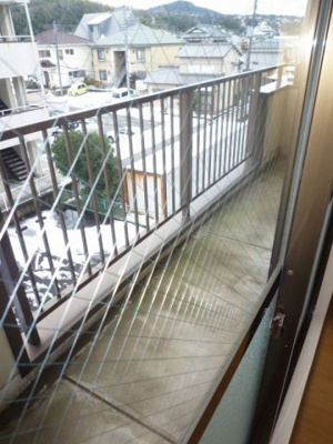 【バルコニー】 | プリメーラ杉山 | バルコニーからの眺めを楽しみながら食事をしませんか
