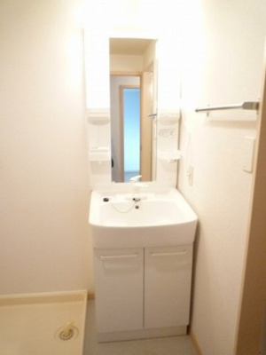【洗面所】 | プリメーラ杉山 | 使いやすい洗面所です