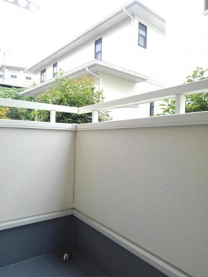 【バルコニー】 | スペースＫⅡ | 外からの目が気にならないバルコニーで洗濯物が干せます