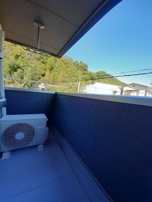 【バルコニー】 | アルページュ | 開放的で明るい空間を演出してくれるバルコニーです