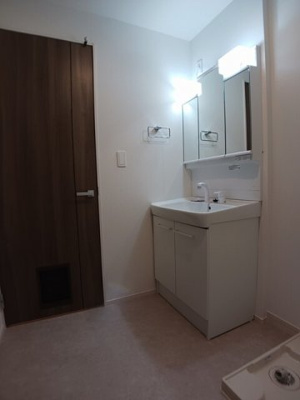 【洗面所】 | アンソレイユ | 広い洗面スペース