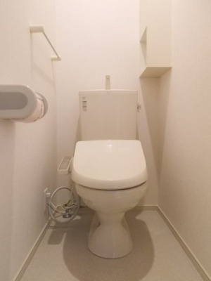 【トイレ】 | サン・イースト | トイレです