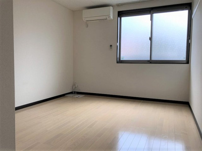 【居間・リビング】 | レオネクストサンリット双葉 | おしゃれな居間です