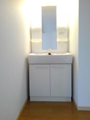 【洗面所】 | エステートⅡ | コンパクトで使いやすい洗面所