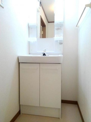 【洗面所】 | クレストールＪ＆Ｎ | コンパクトで使いやすい洗面所