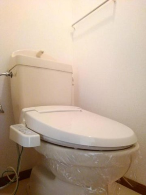 【トイレ】 | クレストールＪ＆Ｎ | 落ち着いた色調のトイレです