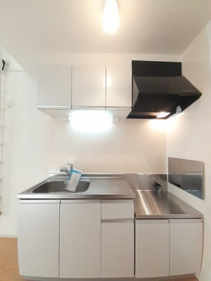 【居間・リビング】 | グラン・ブルー | こちらの居間で趣味の時間をお楽しみください