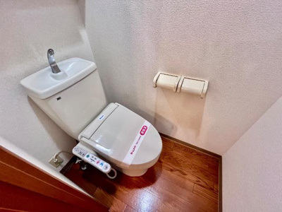 【トイレ】 | イーストサイドハイツ | シャワー付トイレ