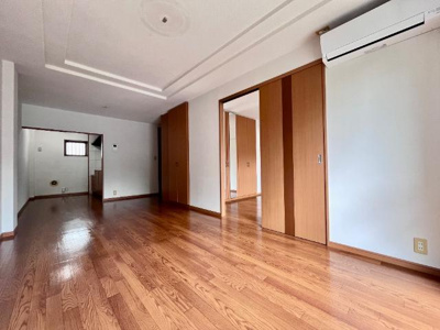 【居間・リビング】 | イーストサイドハイツ | リビング