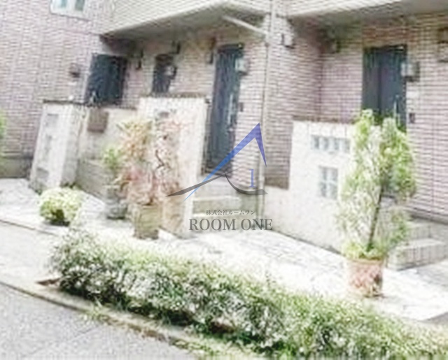 シェトワ中央のエントランス|エントランスです。