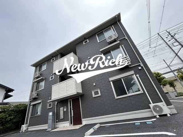 伊勢崎市波志江町のアパートの外観