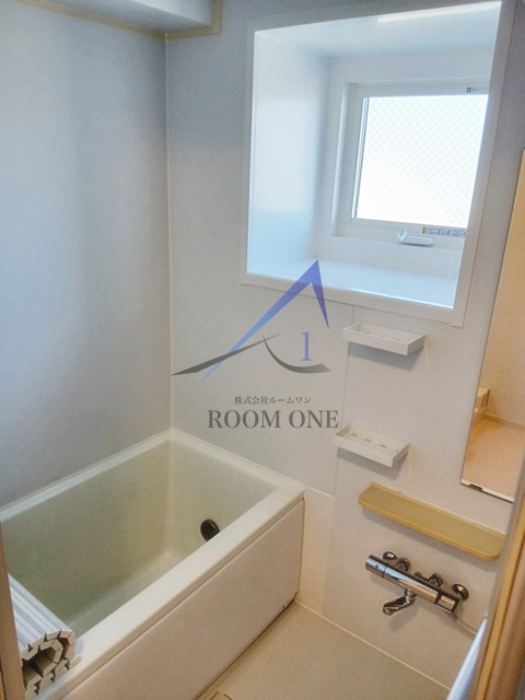 メゾンイーストの浴室|お風呂です。