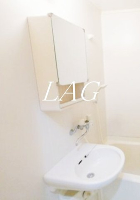 【洗面所】 | 金町ヴォールト | 洗面台です。