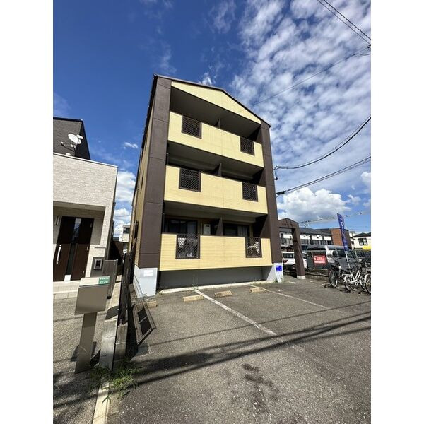 コーポイーストライトの外観