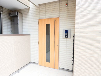 【エントランス】 | REGALEST鶴里駅前 | イメージ