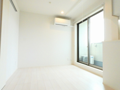 【居間・リビング】 | REGALEST鶴里駅前 | イメージ