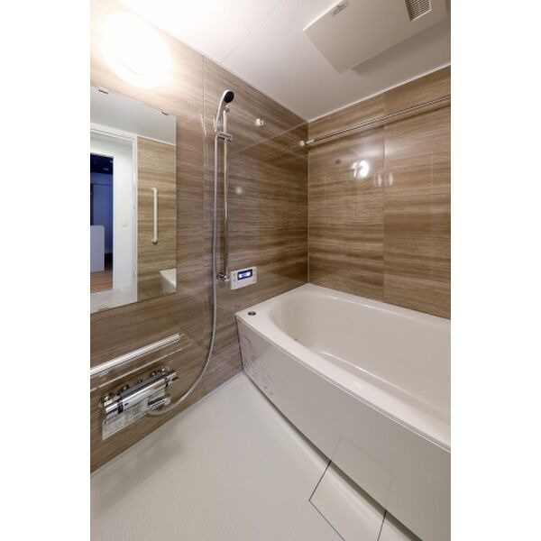 アンドルーツ駅東の浴室