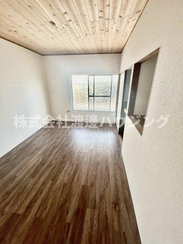 上六万寺町一戸建の内装