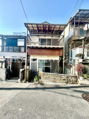 上六万寺町一戸建の外観