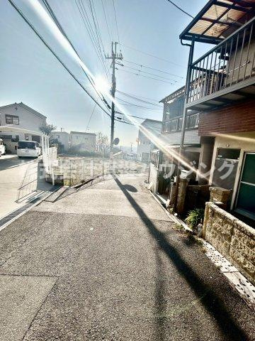 上六万寺町一戸建の周辺