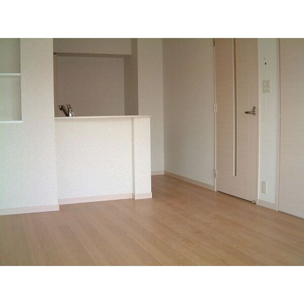 グランドゥール27の居間・リビング