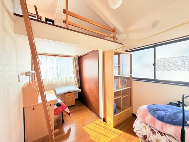 【駅チカ５分♪】オール電化！常陸大宮市中富町中古物件の洋室