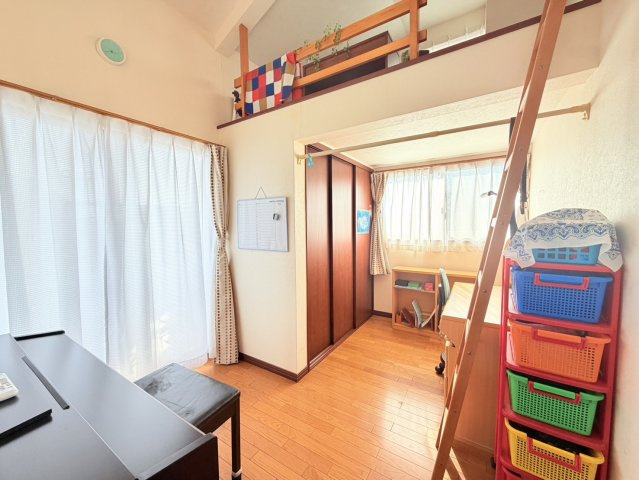 【駅チカ５分♪】オール電化！常陸大宮市中富町中古物件の洋室