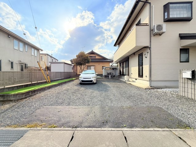 【駅チカ５分♪】オール電化！常陸大宮市中富町中古物件の駐車場